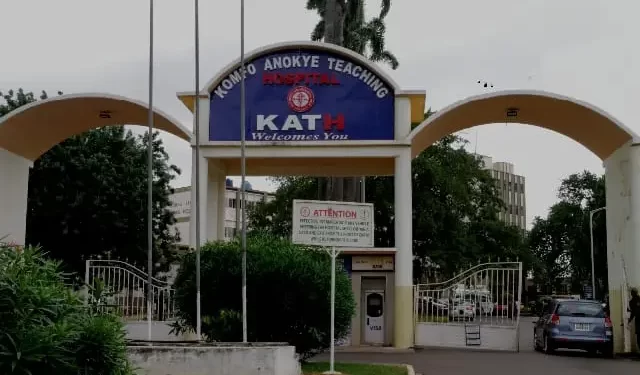 At the Komfo Anokye Teaching Hospital, a man impersonating a doctor was exposed.