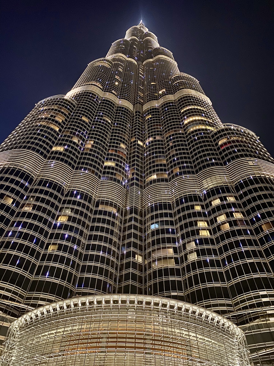 Explore Top 5 Tourist Sites in Dubai