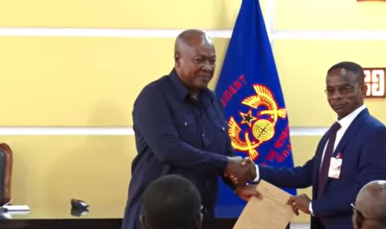 President John  Mahama declares assets, sets March 31 deadline for all appointees to also Declare their Assets.